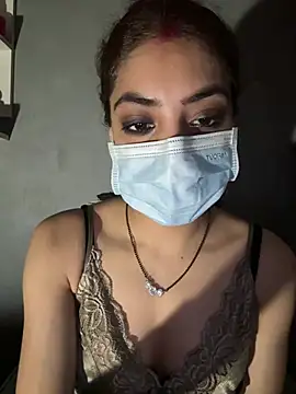 Ladyluck27 online show from 08-08-26, 06:32