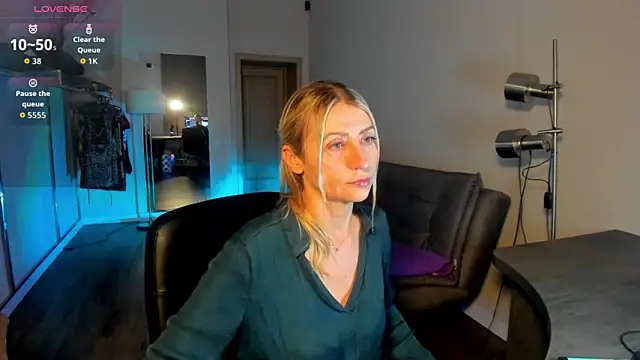 ZoeGrant online show from 02-17-26, 09:43