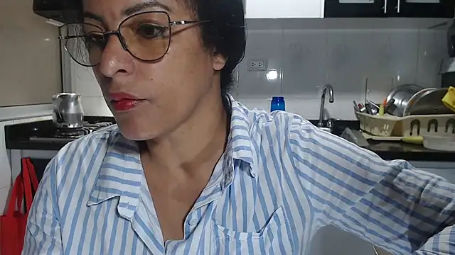 kateleyagrey online show from 09-15-25, 01:22