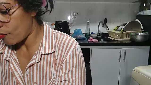 kateleyagrey online show from 03-12-26, 11:44