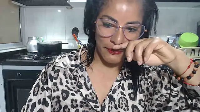 kateleyagrey online show from 04-17-26, 06:33