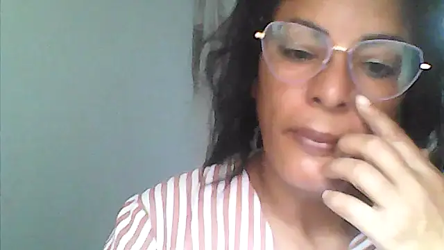 Snapshot of kateleyagrey chatting on 07-19-26, 02:10 kateleyagrey online show from 07-19-26, 02:10