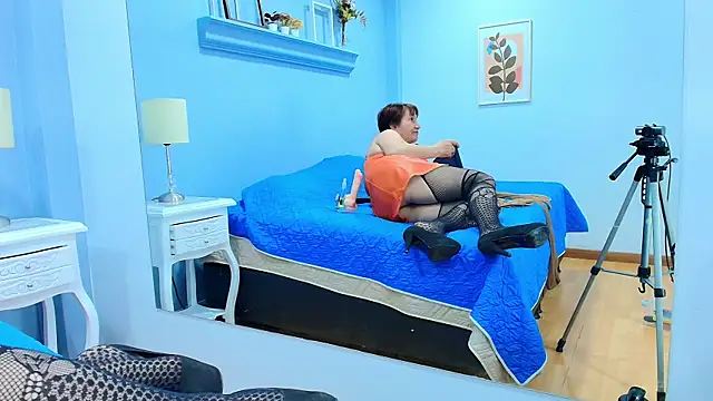 Savvanahh online show from 02-19-25, 10:42