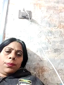 Snapshot of Manmohini123 chatting on 01-11-25, 12:18 Manmohini123 online show from 01-11-25, 12:18