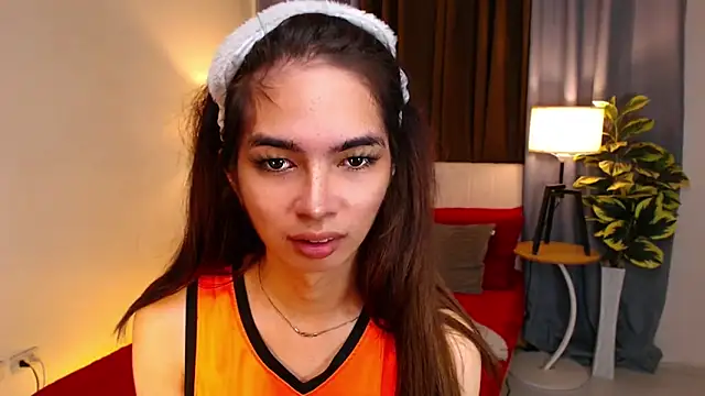 AlluringKIRSTEN online show from 02-01-26, 07:56