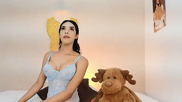 Snapshot of salome_Collins_1 chatting on 02-24-26, 10:41 salome Collins 1 online show from 02-24-26, 10:41