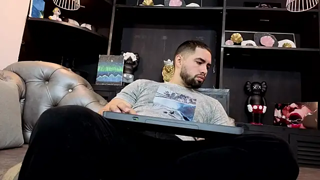 matteosantos online show from 04-11-26, 12:09