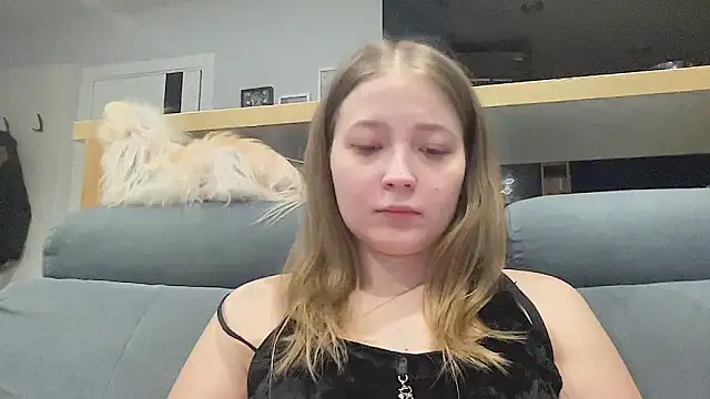 CharmingSarah online show from 03-04-26, 05:08