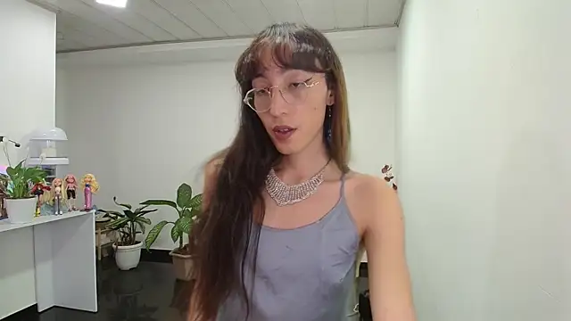 NicoleCortez online show from 02-08-25, 10:51
