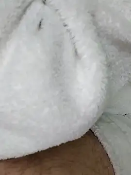 LoGaNfree88 online show from 03-23-26, 09:41