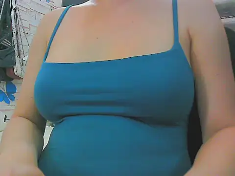 Snapshot of keepmepregnantT chatting on 07-04-26, 11:16 keepmepregnantT online show from 07-04-26, 11:16