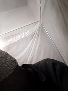 Snapshot of shape30 chatting on 03-05-26, 05:14 shape30 online show from 03-05-26, 05:14