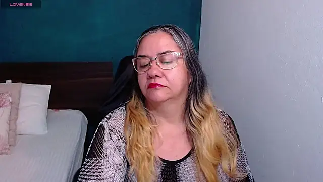 scaelettdubois online show from 09-17-25, 11:39