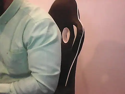 Kalel17073 online show from 06-11-26, 05:44
