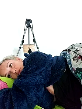 Snapshot of sexymarilyncolombia chatting on 02-19-25, 09:36 sexymarilyncolombia online show from 02-19-25, 09:36