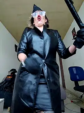 Snapshot of sexymarilyncolombia chatting on 10-02-25, 01:07 sexymarilyncolombia online show from 10-02-25, 01:07