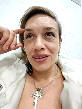 Snapshot of sexymarilyncolombia chatting on 02-13-26, 12:28 sexymarilyncolombia online show from 02-13-26, 12:28