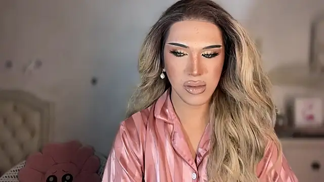 Ts glamxxxx online show from 11-22-25, 12:42