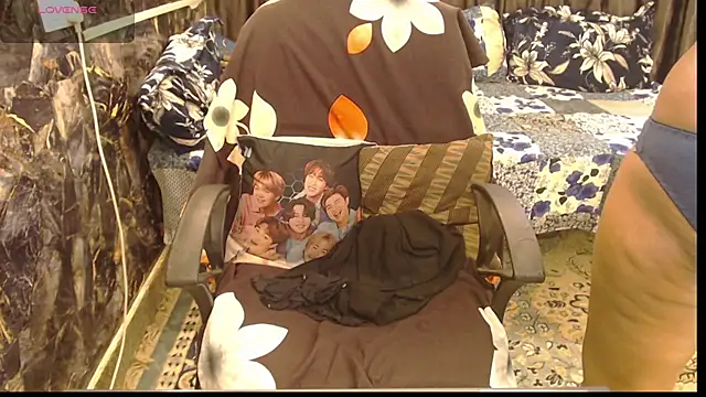 sexyrihana1 online show from 10-29-25, 07:32