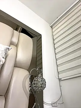 ALISSON FOXXX1 online show from 11-20-25, 11:04