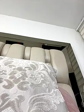 ALISSON FOXXX1 online show from 11-25-25, 10:54