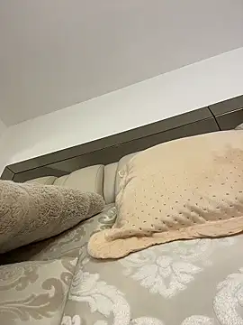 ALISSON FOXXX1 online show from 02-25-26, 12:53