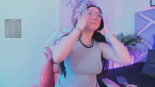 lucy neil online show from 12-04-25, 04:22