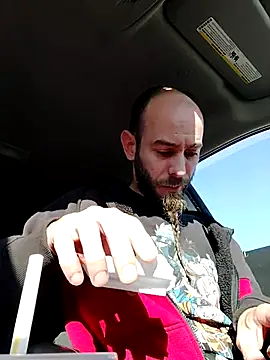 Snapshot of JohnnyFaster chatting on 10-26-25, 02:12 JohnnyFaster online show from 10-26-25, 02:12