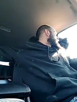 Snapshot of JohnnyFaster chatting on 12-04-25, 02:15 JohnnyFaster online show from 12-04-25, 02:15