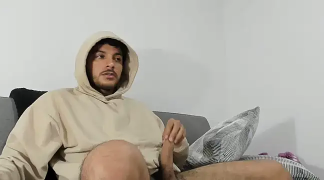 tuyo1995 online show from 12-16-24, 12:26