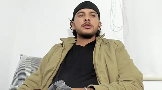 tuyo1995 online show from 03-07-25, 09:38