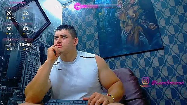 Snapshot of Leonsmoron chatting on 07-10-26, 12:37 Leonsmoron online show from 07-10-26, 12:37