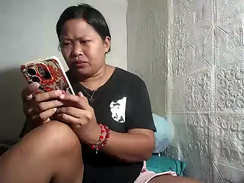sweethotmom online show from 11-27-25, 12:02