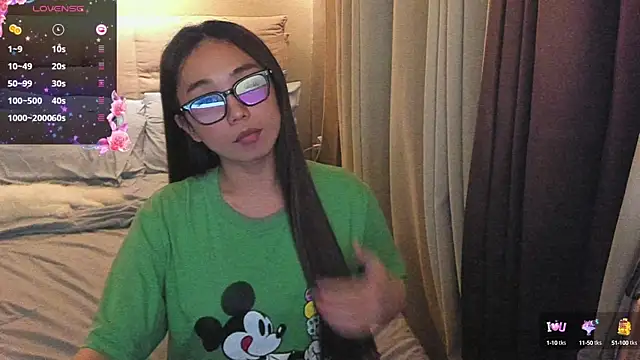 MissAyaCollins online show from 12-19-24, 10:34