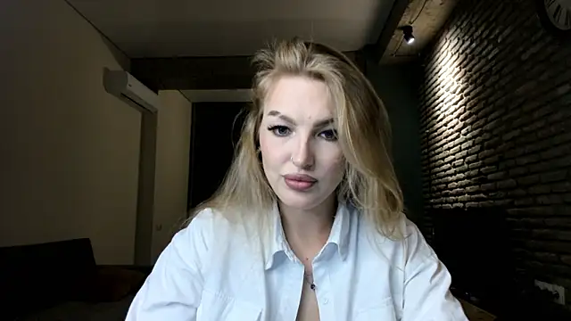 fifteenpoem online show from 05-25-26, 05:24