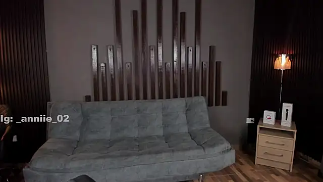 annie barozzi online show from 02-25-25, 04:42