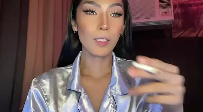 Bella Gordon online show from 12-24-24, 12:44