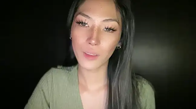 Bella Gordon online show from 01-28-25, 06:07