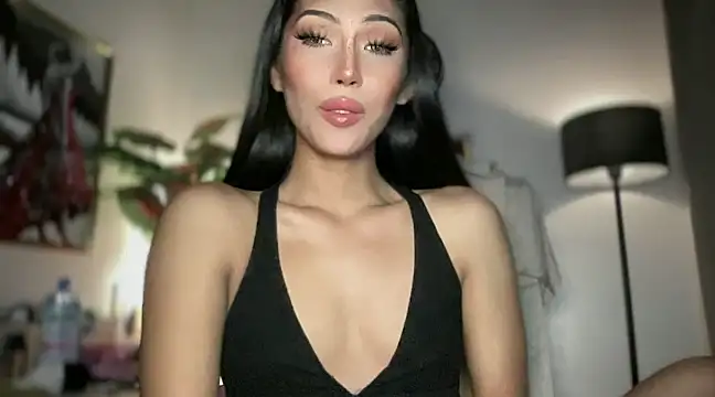 Bella Gordon online show from 03-18-25, 07:41