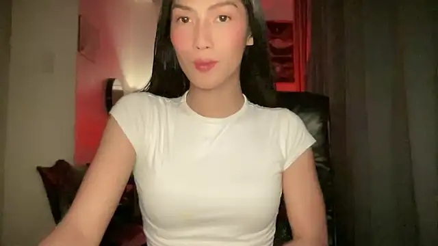 Bella Gordon online show from 10-13-25, 04:51