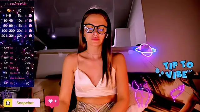 Snapshot of madina_taher chatting on 02-03-25, 12:36 madina taher online show from 02-03-25, 12:36