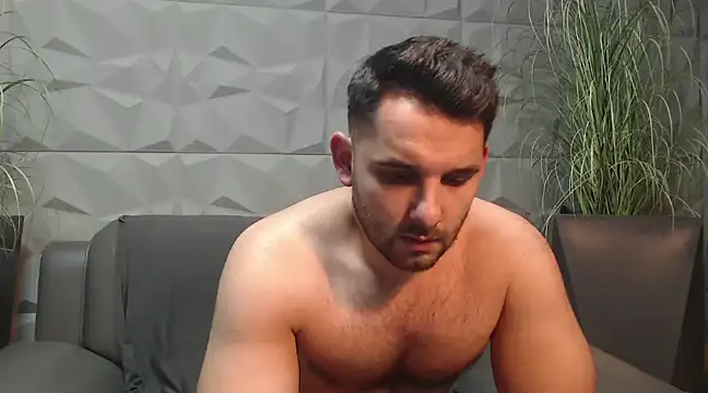 Antoniodiamond online show from 01-07-25, 08:31