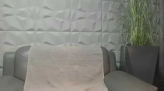 Antoniodiamond online show from 02-01-25, 08:05