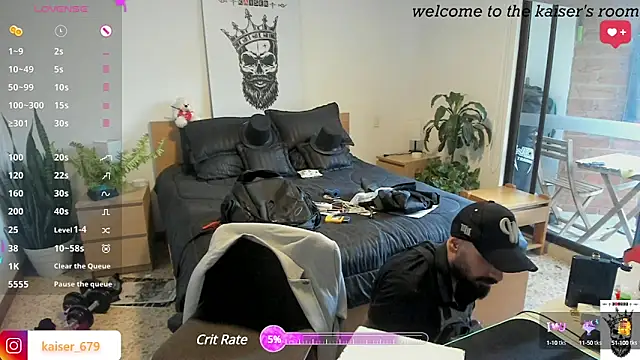 kaiser679  online show from 01-11-25, 08:21