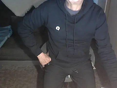 kiam471 online show from 11-05-25, 06:52