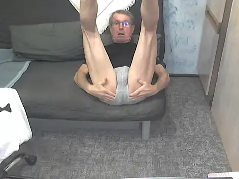 kiam471 online show from 11-11-25, 10:32