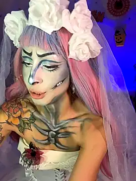 Cinamoonn online show from 10-17-25, 10:34