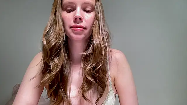 Snapshot of Nikki_Mimimi chatting on 04-29-26, 10:08 Nikki Mimimi online show from 04-29-26, 10:08
