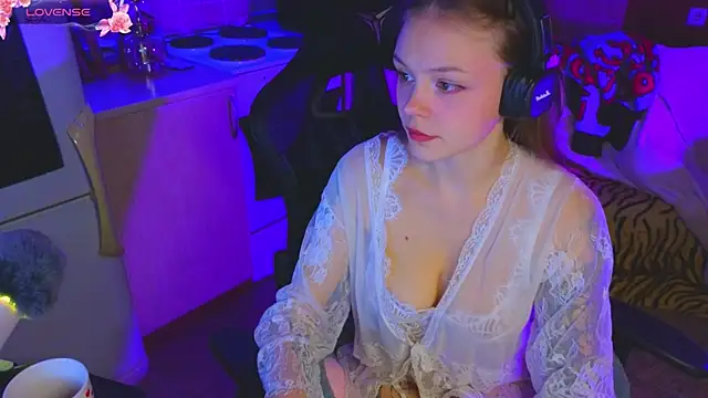  D Love  online show from 11-02-25, 12:07