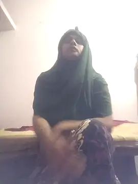 Snapshot of sonalicrossy chatting on 07-12-26, 11:45 sonalicrossy online show from 07-12-26, 11:45
